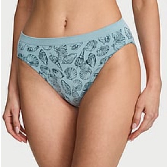 Women’s Victoria Secrets brief panties. 3 XXL one with lace top and 4 XL All NWT - Picture 2 of 11